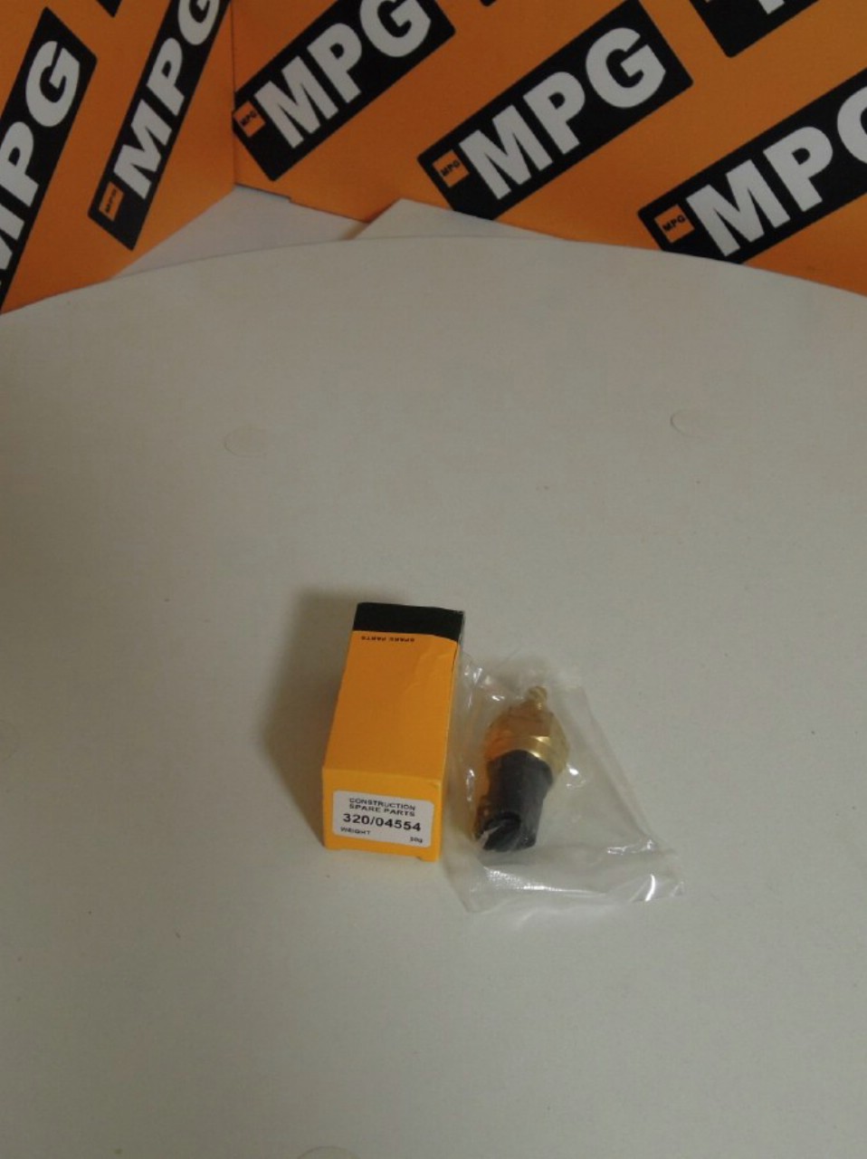 Датчик температуры охлаждающей жидкости JCB 320/04554, 320/04544 JCB